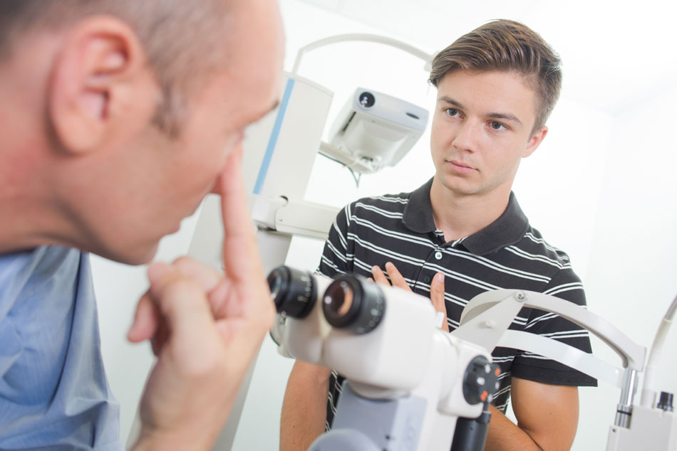 Contact Lens Exam a Liberty Hill, Texas